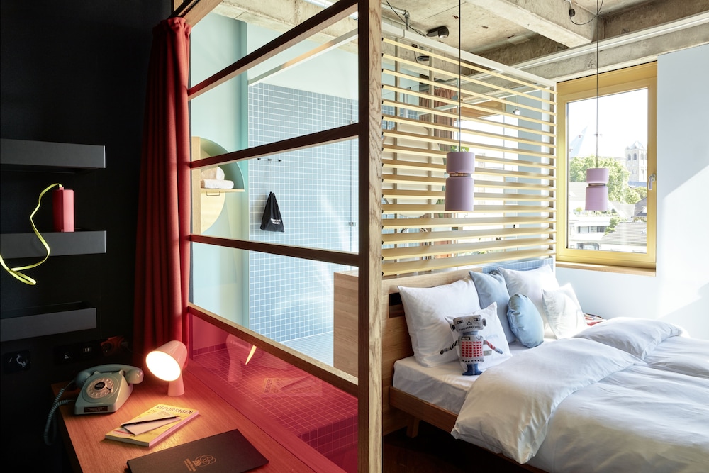 Grande del hotel 25hours The Circle. Foto 3