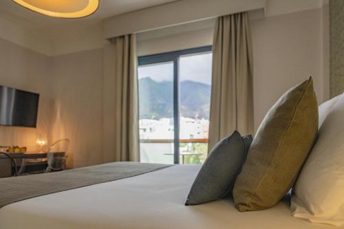 Habitación Doble con balcón - 2 camas del hotel Benahoare. Foto 4