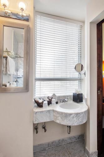 Alojamiento Contemporary Full del hotel U Hotel Fifth Avenue