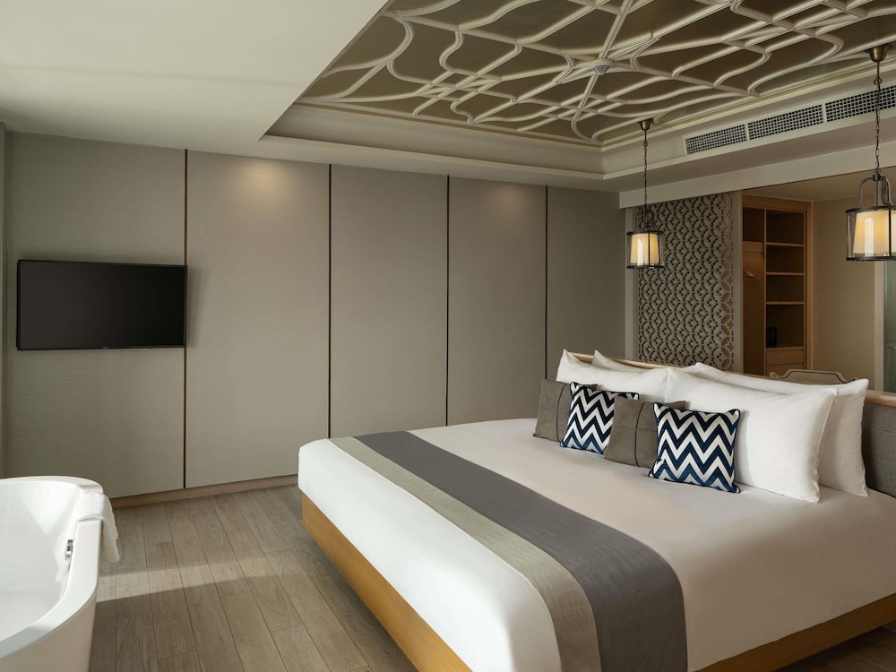 Suite Avista, 2 Dormitorios, Vistas al Mar, Balcón del hotel Avista Grande Phuket Karon - Mgallery. Foto 4