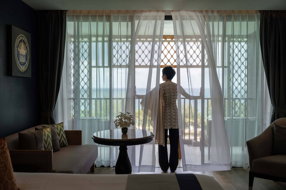 Habitación Premier, Vistas al Mar, 1 Cama King, Balcón del hotel Avista Grande Phuket Karon - Mgallery. Foto 3