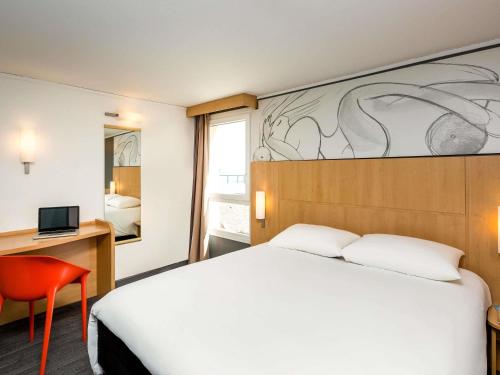 Habitación Estándar con vistas al mar - 1 cama doble del hotel Ibis Roscoff Bord De Mer. Foto 4