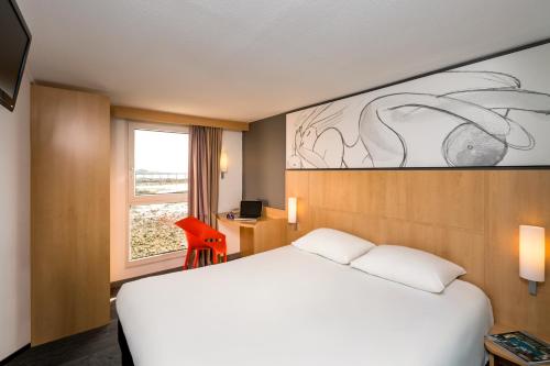 Habitación Estándar con vistas al mar - 1 cama doble del hotel Ibis Roscoff Bord De Mer. Foto 5