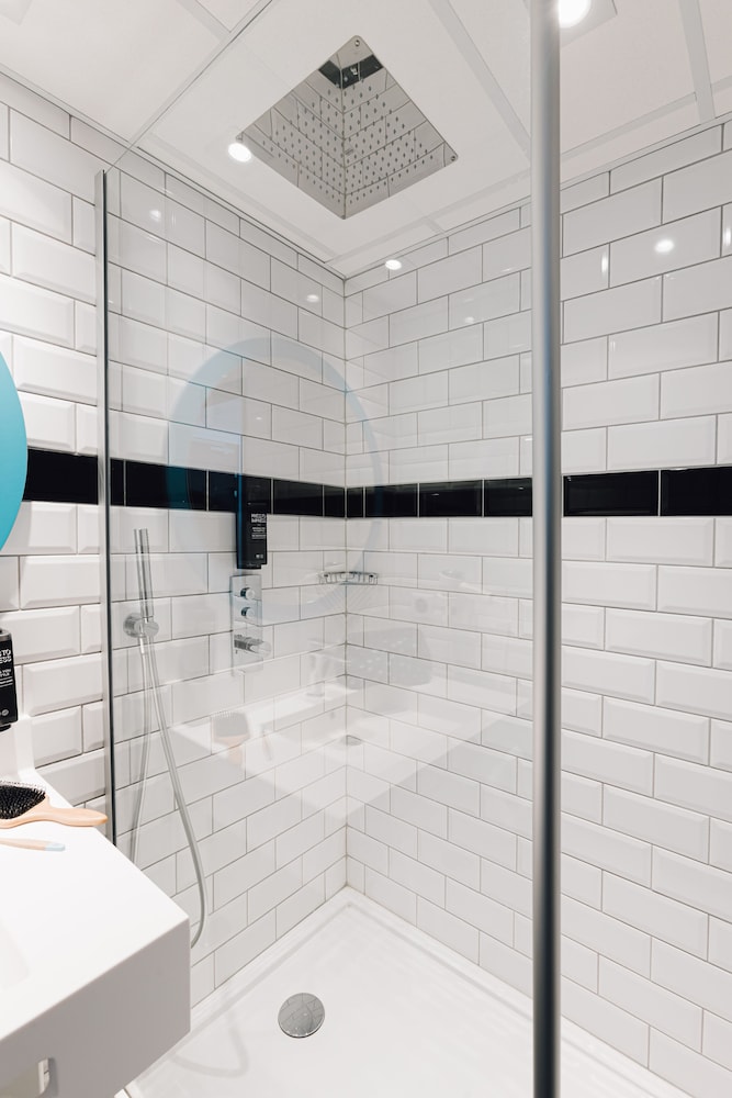 Habitación Estándar con 1 cama doble del hotel Ibis Styles Nancy West Laxou. Foto 8
