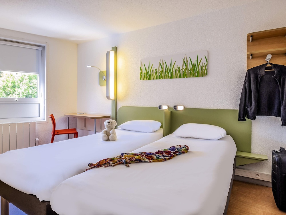 HABITACIÓN DOBLE CON CAMAS SEPARADAS - Habitación con camas individuales del hotel Ibis Budget Limoges. Foto 1