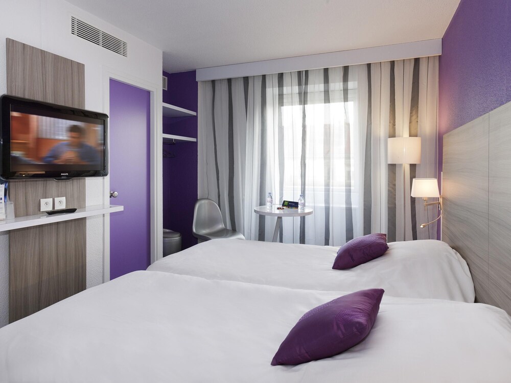 Habitación Standard con dos camas individuales del hotel Ibis Styles Grenoble Centre Gare