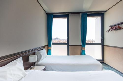 Habitación Doble Económica - 2 camas del hotel Toyoko Inn Marseille Saint Charles. Foto 15