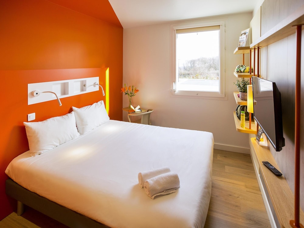 Doble - Habitación con 1 cama doble grande del hotel Ibis Budget Dieppe Centre Port. Foto 2