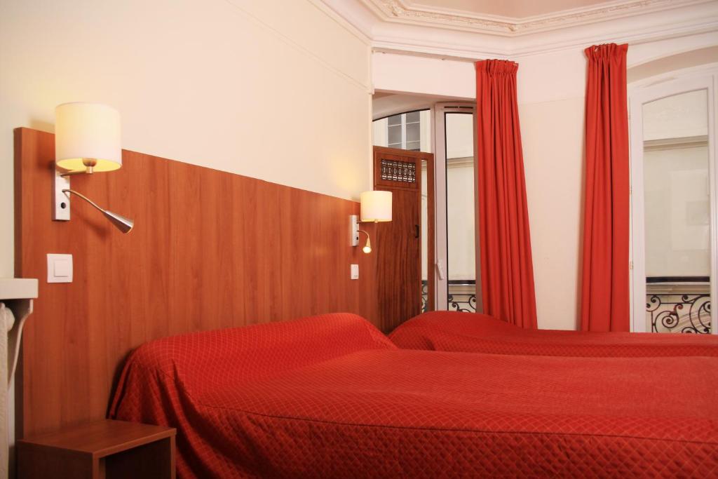 Habitación Doble con baño privado del hotel Marignan. Foto 11