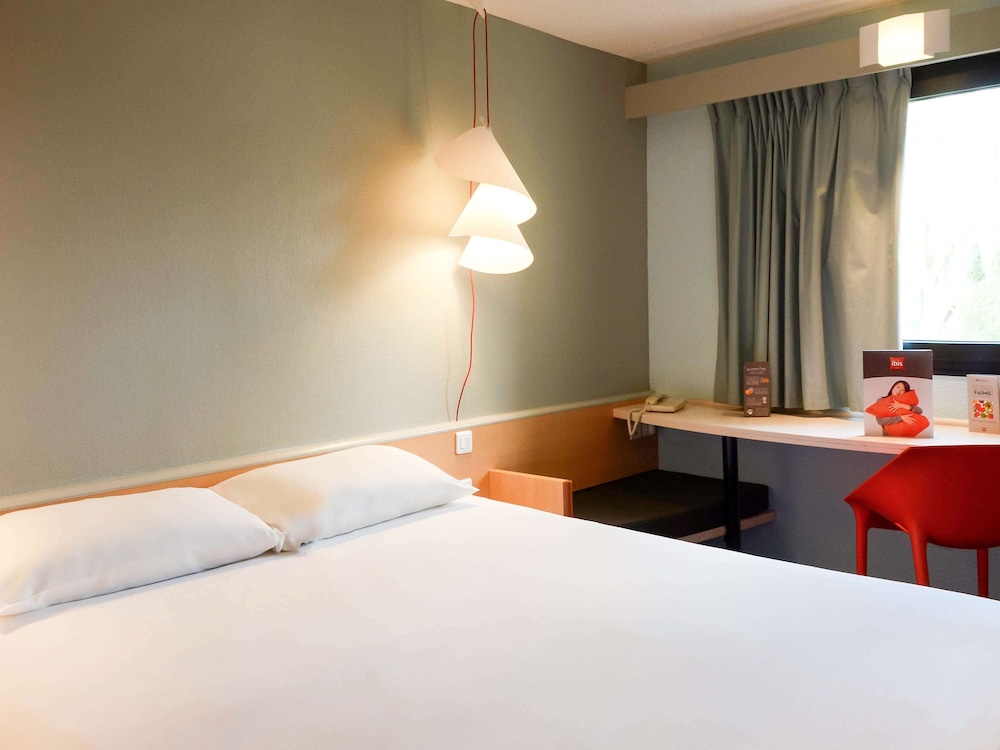 Habitación Estándar con 1 cama doble del hotel Ibis Nevers. Foto 2