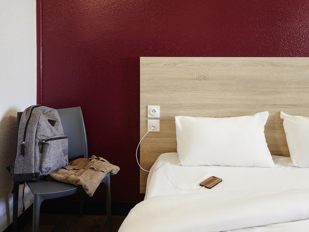 Habitación Tandem para hasta 2 huéspedes. Basics #ontheroad del hotel Hotelf1 Dole Jura