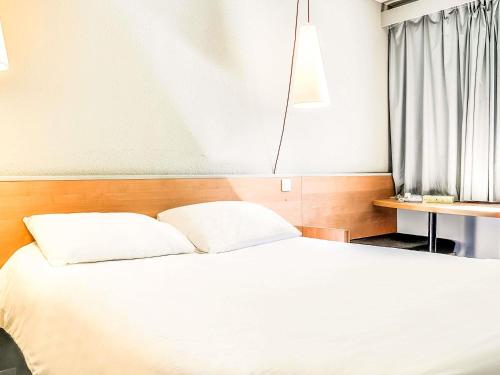 Habitación Estándar con 1 cama doble del hotel Ibis Salon De Provence Sud. Foto 4