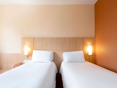 Habitación Doble Estándar - 2 camas del hotel Ibis Nancy Centre Gare Et Congres. Foto 8