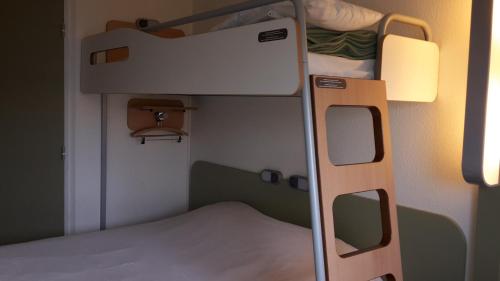 Habitación Triple del hotel Ibis Budget St Gratien - Enghien-les-bains. Foto 2