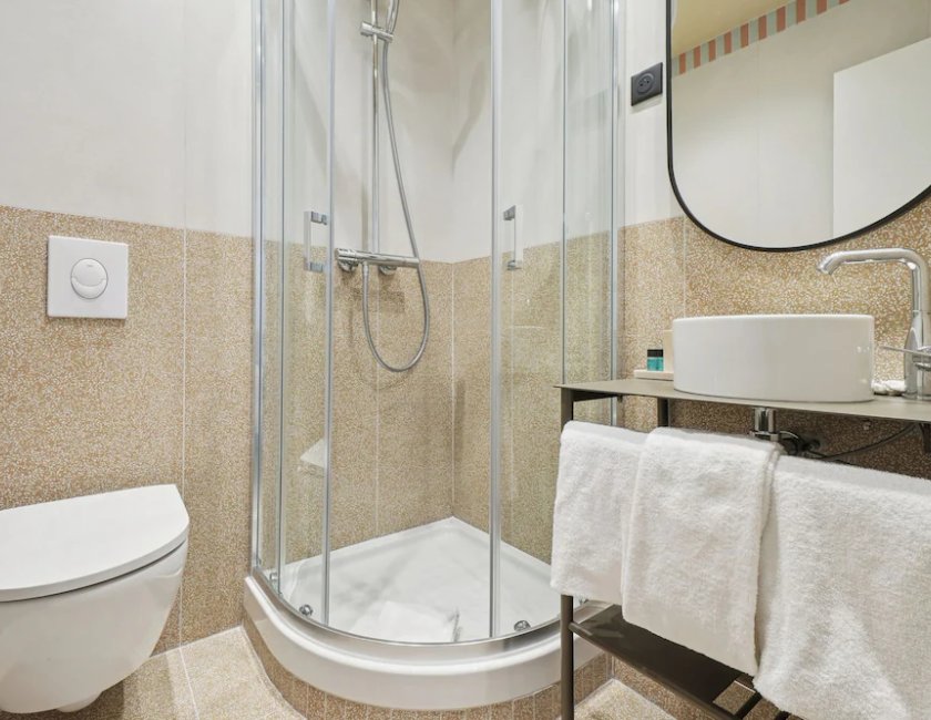 Habitación de diseño doble del hotel D'win. Foto 6