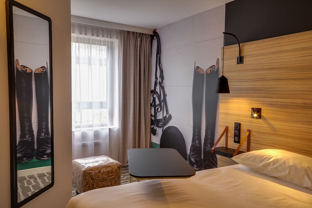 Habitación Estándar con 1 cama doble del hotel Ibis Styles Laval Centre Gare. Foto 1
