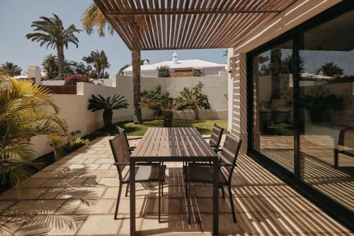 Villa Deluxe con 2 dormitorios del hotel s Alondra. Foto 5