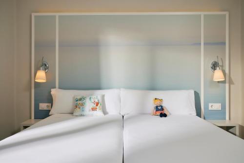 Apartamento 1 habitación Sofá Cama incluido 2 Camas individuales del hotel Grupotel Flamingo Beach. Foto 5