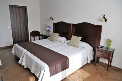 Habitación doble del hotel Arcos De Montemar. Foto 4