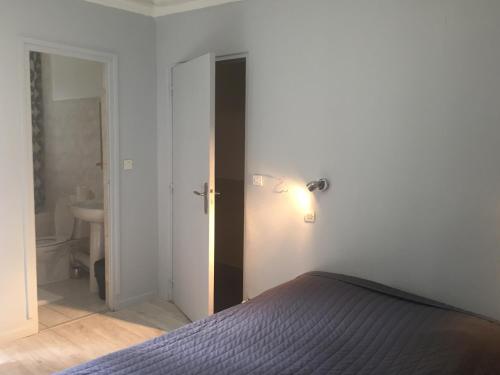 Habitación Doble Confort del hotel Hôtel Alléty. Foto 6