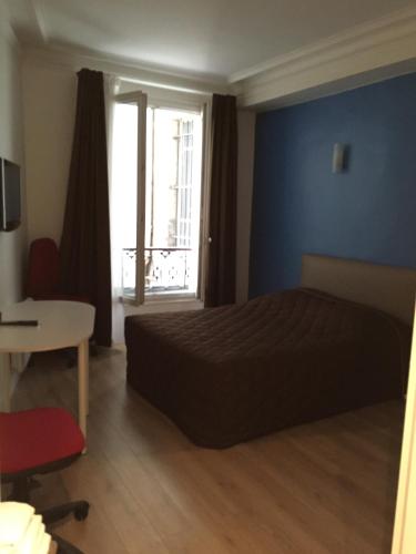 Habitación Doble Confort del hotel Hôtel Alléty. Foto 9