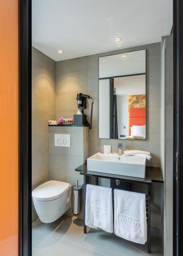 Habitaciones adyacentes del hotel Scarlett. Foto 5