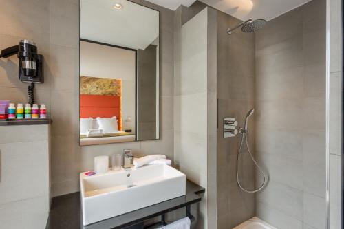 Habitación Doble Clásica del hotel Scarlett. Foto 1