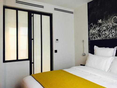 Habitación Doble Clásica del hotel Scarlett. Foto 12