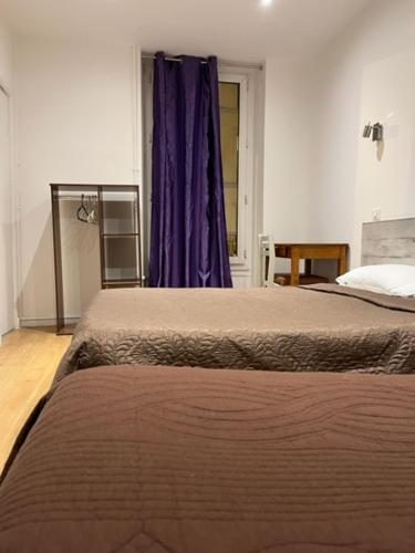 Habitación Triple con baño privado del hotel Luna Park. Foto 2