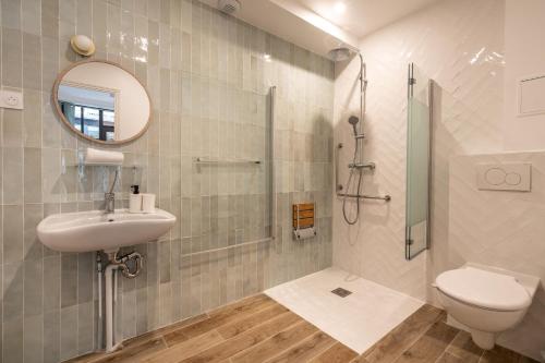 Habitación Doble Estándar del hotel District Nation. Foto 6