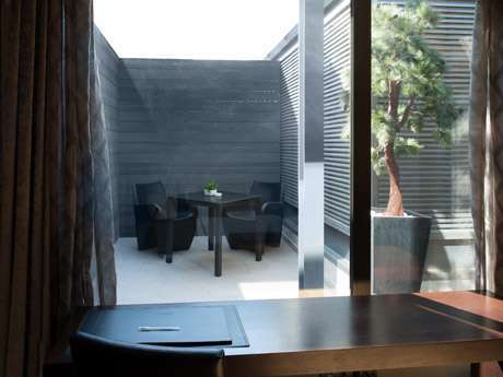 Habitación doble Balcón o Terraza Superior del hotel Catalonia Avinyó. Foto 1