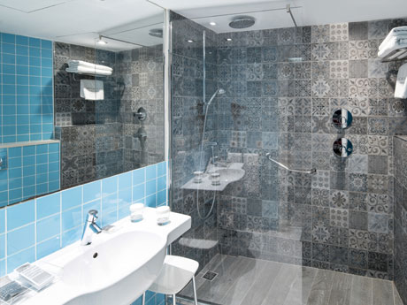 Habitación doble del hotel Catalonia Avinyó