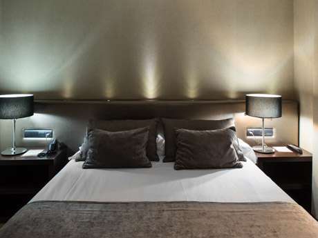 Habitación doble Superior del hotel Catalonia Avinyó. Foto 1