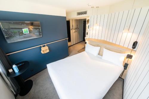 Habitación Doble Estándar del hotel Ibis Styles Paris 16 Boulogne. Foto 9