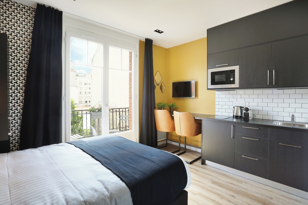Estudio, balcón (Medium Studio with Kitchen) del hotel Yays Paris Zola By Numa. Foto 2