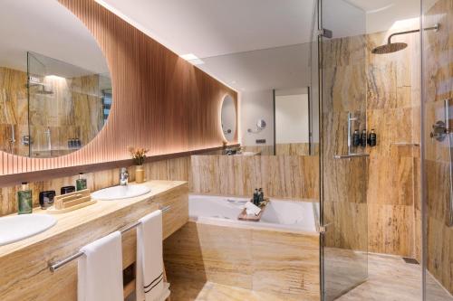 Suite Junior The Level del hotel Melia Bilbao. Foto 2