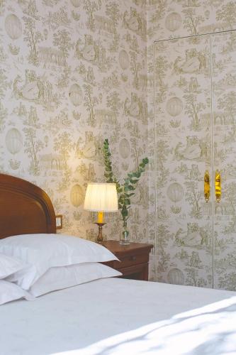 Habitación Doble Superior con vistas al jardín del hotel Des Grandes Ecoles. Foto 6