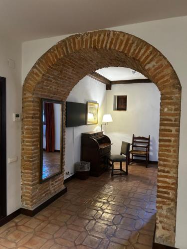 Habitación Doble Estándar del hotel Parador De Plasencia. Foto 4