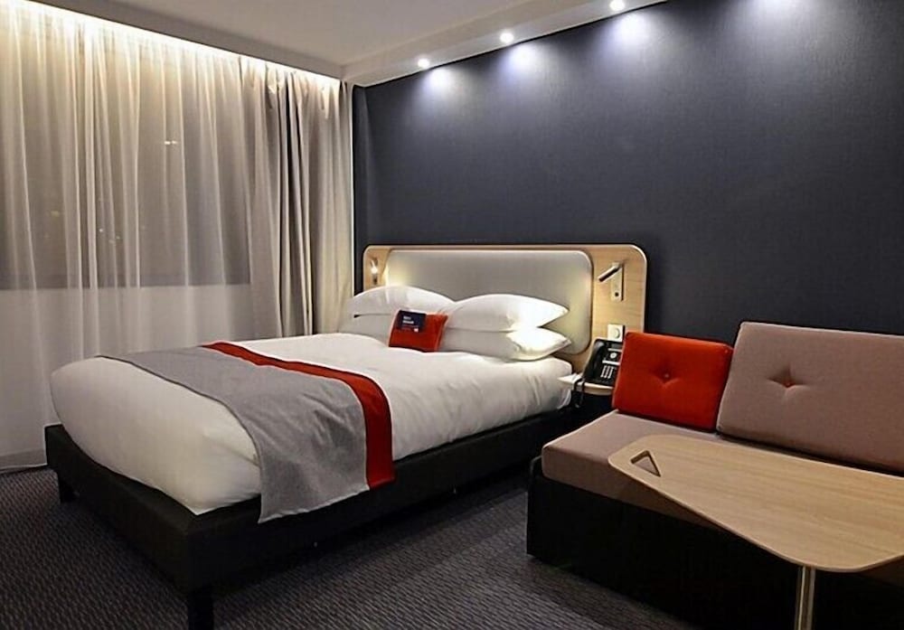 Habitación doble Sofá Cama incluido 1 Cama doble Normal del hotel Holiday Inn Express París - Aeropuerto CDG