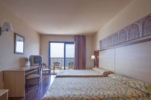 Habitación doble 2 camas del hotel Best Alcazar. Foto 4