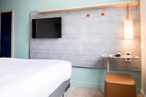 Habitación Doble del hotel Ibis Budget Paris Gennevilliers. Foto 7