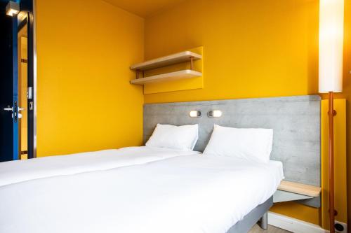 Habitación Doble - 2 camas del hotel Ibis Budget Paris Gennevilliers. Foto 6