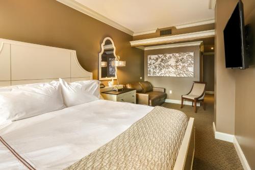 Habitación Doble con cama extragrande - No fumadores del hotel Curtiss , Ascend Collection. Foto 1