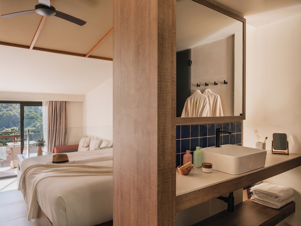Zel Junior Suite Vista Mediterráneo con Cocina del hotel Zel Costa Brava. Foto 6