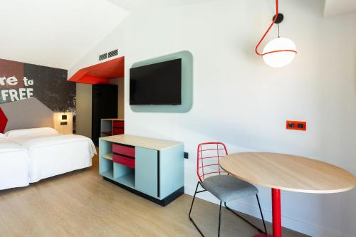 La Suite Junior Chill del hotel Jardin del Sol. Foto 1