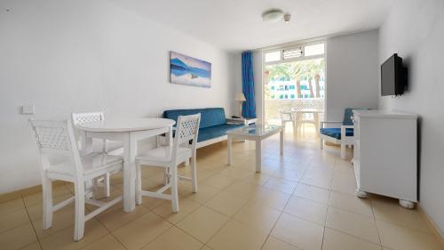 Apartamento del hotel Ura Jardín Del Atlántico. Foto 2