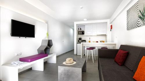 Apartamento Superior Deluxe del hotel Ura Jardín Del Atlántico. Foto 1