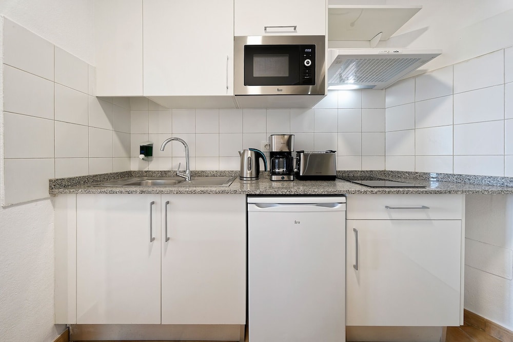 Estudio, balcón del hotel Sport Monte Feliz - powered by Playitas. Foto 11