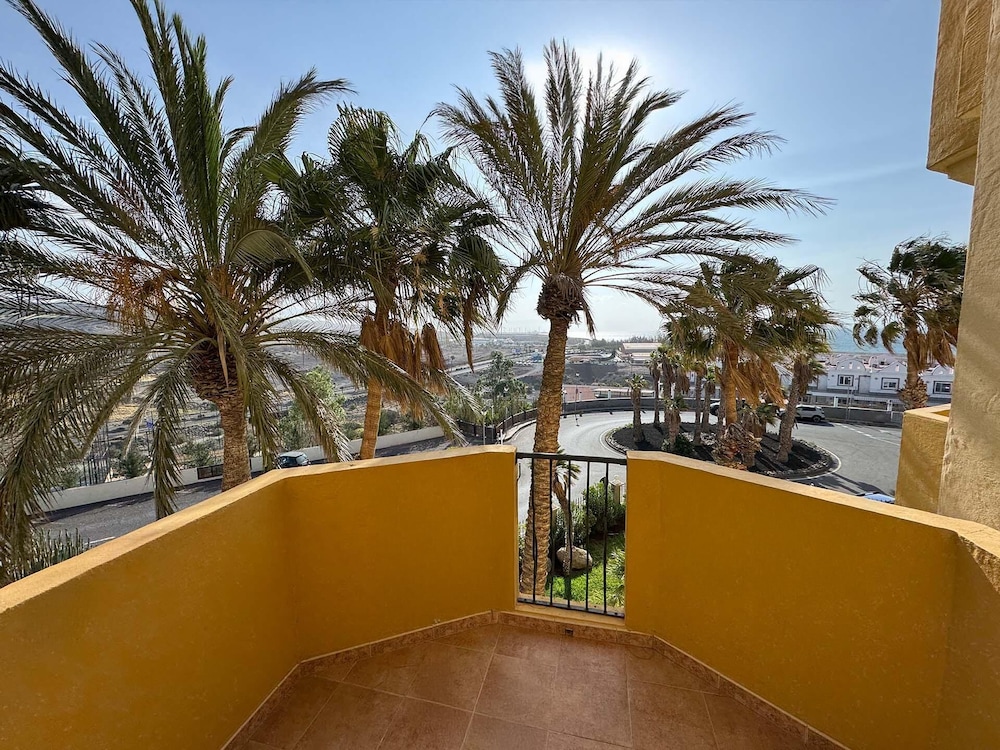 Estudio, balcón del hotel Sport Monte Feliz - powered by Playitas. Foto 14