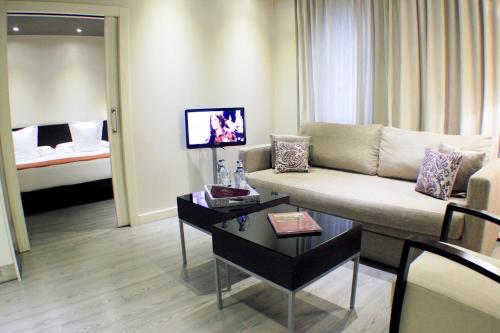 Habitación Familiar Deluxe del hotel Suites Viena Plaza De España
